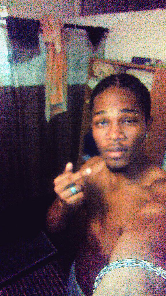 lilbluefash's tweet photo. http://t.co/KsgcACkst9