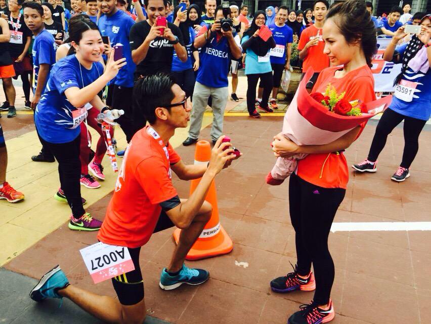 HafizAlAriff's tweet image. That "InshaaAllah, thank you" face again 😂 but good one 👍
#brosupport