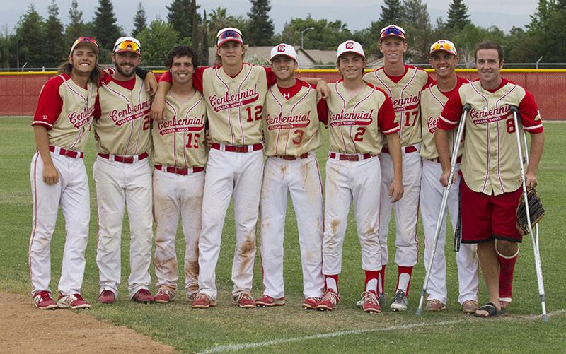 jhdps's tweet photo. @base_Ghawk seniors following final reg season home game. Playoffs next. @HueyHuston @BrockHallum @CentennialHawks http://t.co/HtvlG9m0Av