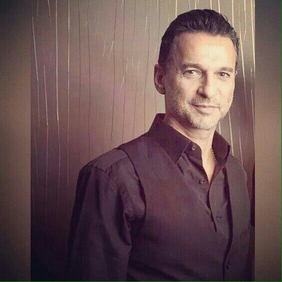 Happy Birthday Dave Gahan  - the most underrated frontmen of the best band in the world!  