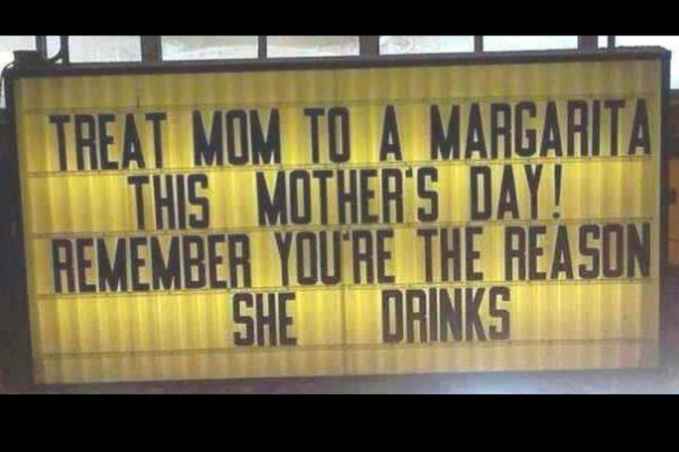 Dialadrink_Aus's tweet photo. For all the mums out there! #headline #mothersday #drinking #cocktail #celebrate #mum http://t.co/nIyl4oGKE4