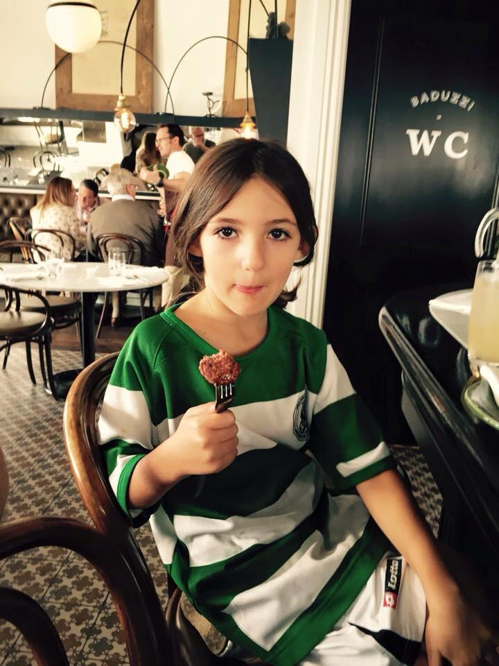 BaduzziNZ's tweet photo. Daddy daughter meatball session at #baduzzi appreciate these special moments :) http://t.co/sn3vl104xO