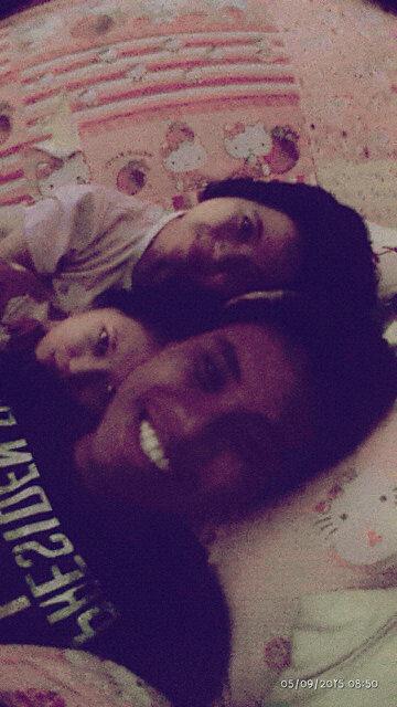 AnandaLusia's tweet photo. Pagi ini nih, di bangunin sama kalian @Ervin_Firdaus #okta ♥ {} http://t.co/joAtx31Llr