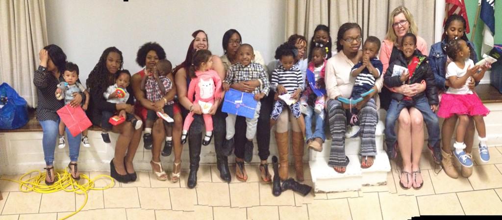 KurtzmanSharon's tweet photo. #YoungLifeIn5Words Food, Fun, Faith and Babies💛= #younglives http://t.co/yc2RgehBPD