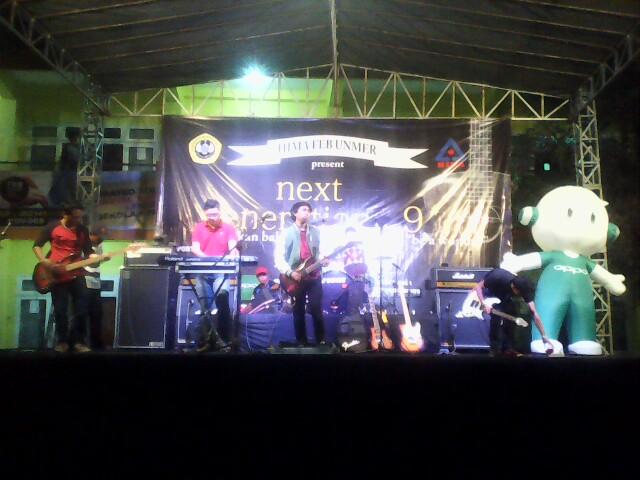 Yeeeeaayyyyy... @followmlg11 :D :v
Jingkrak jingkrak yooookkk :D