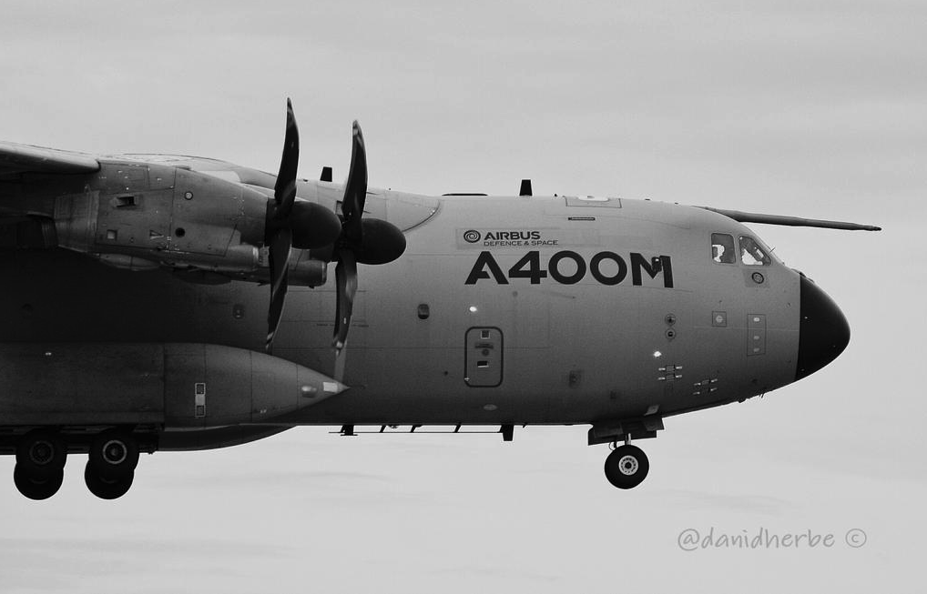 airlivenet tweet picture