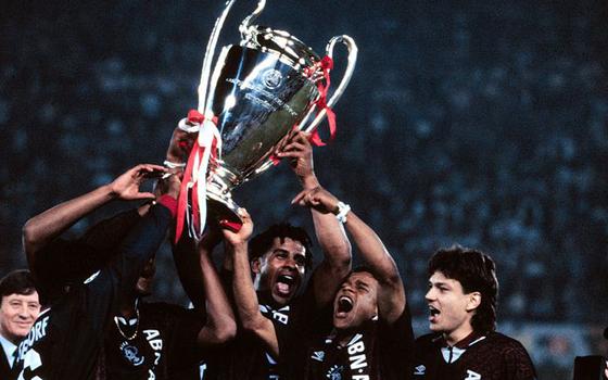 Docu '1995: We are the champions!' nog niet gezien? Kijk dan vanavond om 20:00 uur naar Fox Sports! #Ajax1995