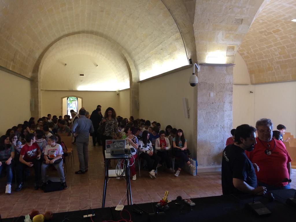 MiminoRICCIARDI's tweet image. RT Piersoft: Motori caldi per #opencodercity ! I nostri bambini a #palazzolanfranchi e' #openmuseo #openfuture - #…