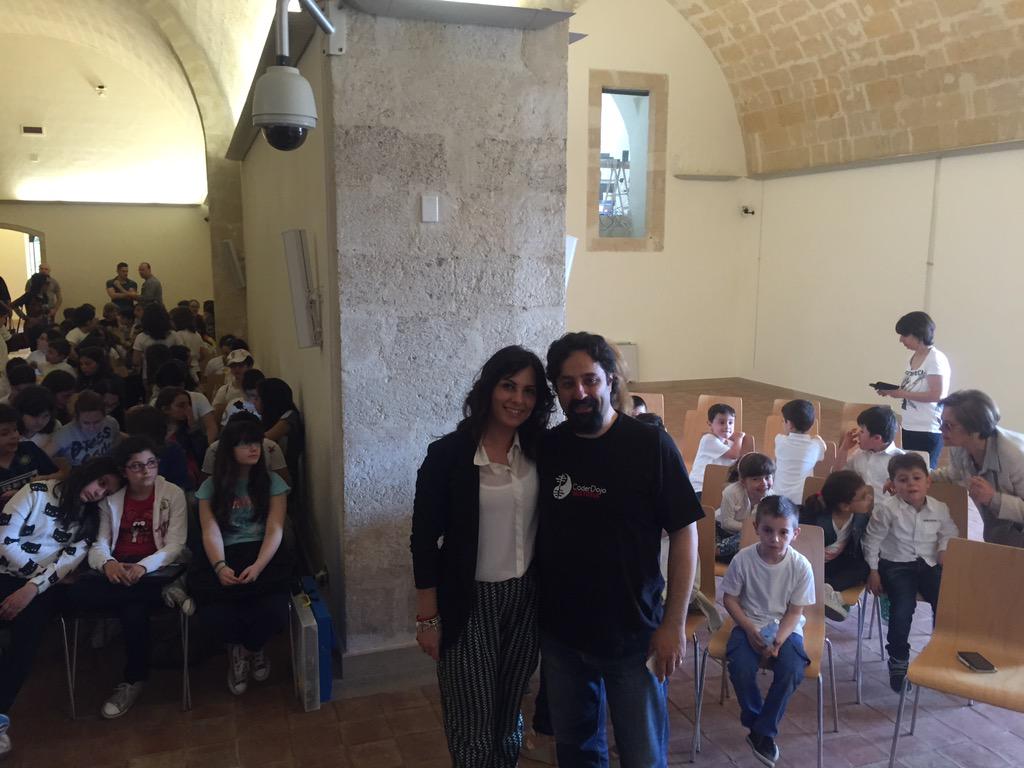 FloresMontem's tweet photo. Tutto pronto per #opencodercityday ! qui #PalazzoLsnfranchi / #openfuture #ScratchDay #openmuseo @comunedimatera http://t.co/RDofpFGwEM
