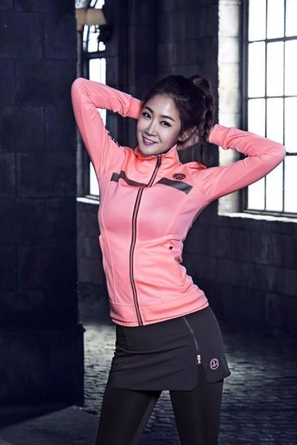 swetgirlss's tweet photo. Yang on retweet , follow duluan ya janji follback kok kalau gak begal ae begal ya °^° http://t.co/zynB1mzpjR