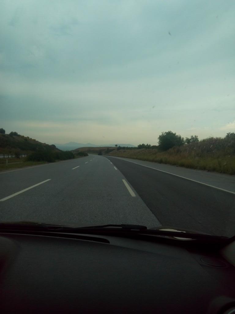 Bitermi bu yollar haftada 4000 km yolculuk bıktırdı ama görev kutsaldır onemli olan devletin ve milletin çıkarları