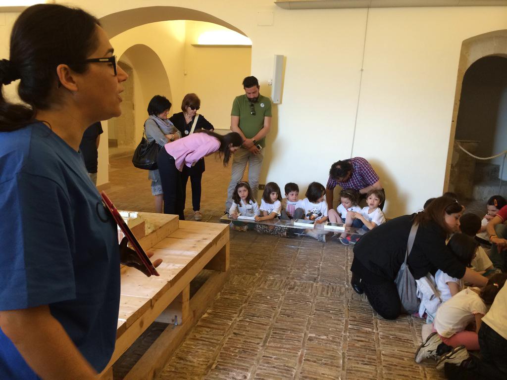 MiminoRICCIARDI's tweet photo. RT Piersoft: bambini programmatori attivi a #mt2019 ! #ScratchDay #labuonascuola #opencodercityday comunedimatera … http://t.co/4cFFOSEptz