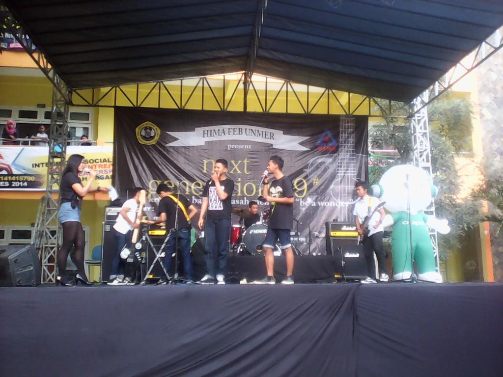 Perform dari PBYS Band - SMKN 1 Singosari :)