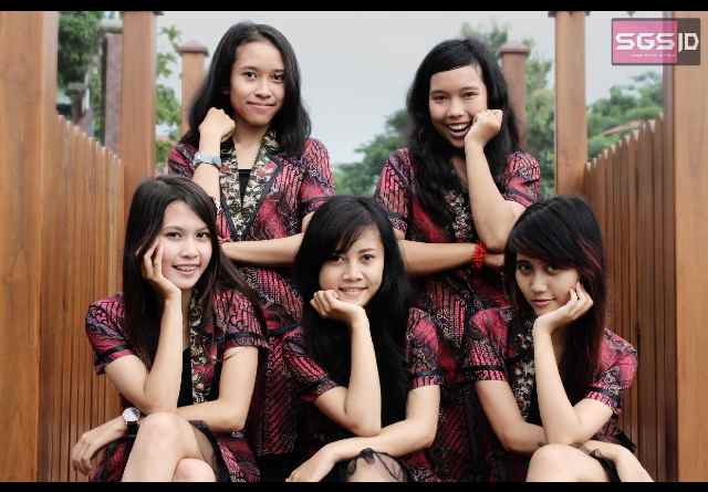 Konchiwa gaes ttep semangat yoww happy weekend .heheheh :D