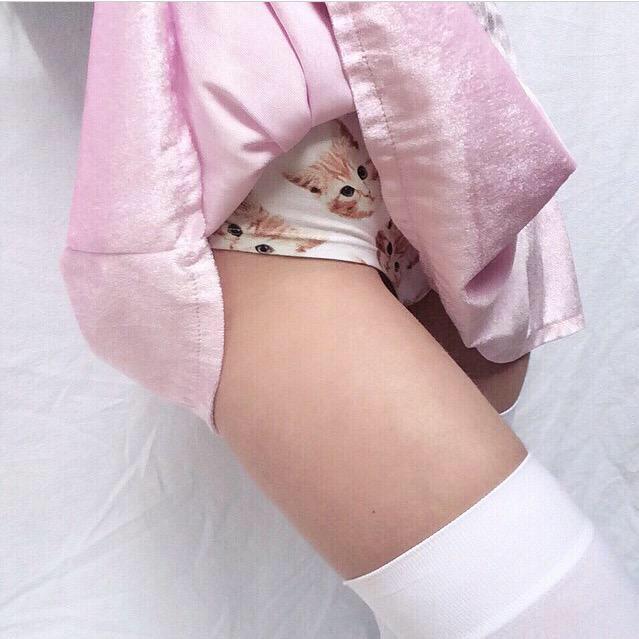 HarleyBabyBoo14's tweet photo. Pink kitties🙊💕 http://t.co/4fIEZ848Ce