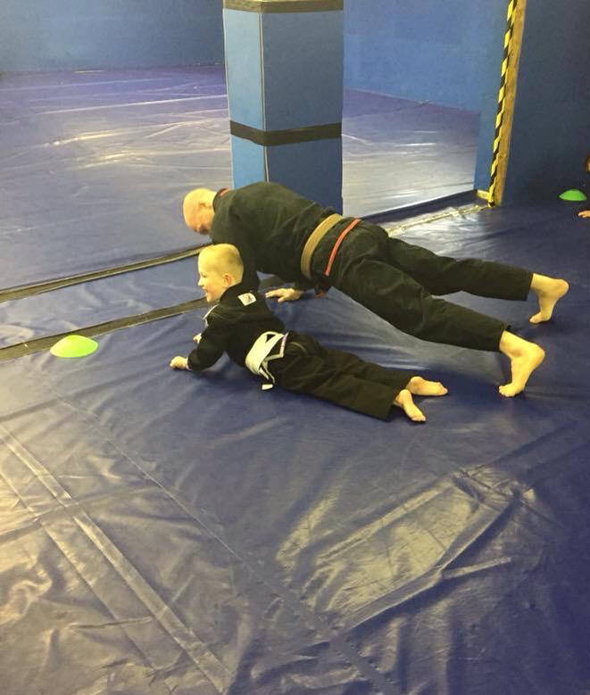 4th class <a href="/AndyRobertsBJJ/">Andy Roberts BJJ</a> last night with daddy <a href="/jaybutler1983/">jay butler</a> Ben absolutely loves it! #WatchThisSpace #futurechamp