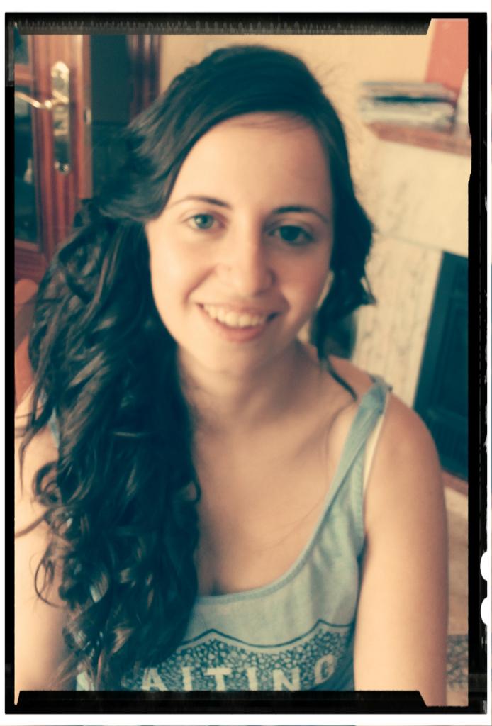 Sara_Suki's tweet photo. De peluquera para mi @sora_valle !! Perfecta! Ahora a arrasar!! Muaks!! http://t.co/6bkvuKqY3w