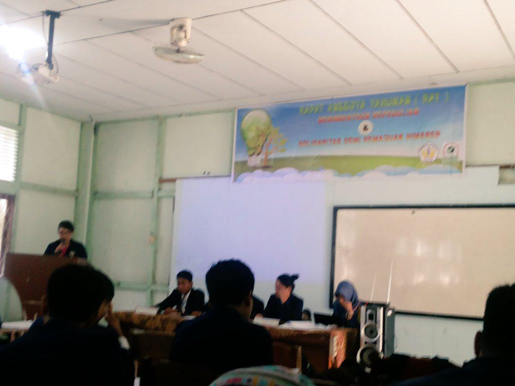 Pembacaan lpj di bidang profil oleh @Keysia_Keisha