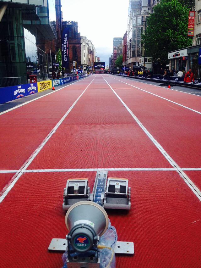 physiocampbell's tweet photo. Track&amp;Field in the heart of Manchester &amp; on BBC this afternoon #GreatCityGames #physiocorner
http://t.co/3bhEoNKmSR http://t.co/q52a7CXzA4