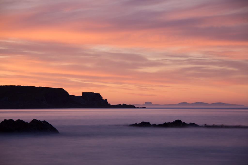 angusjohnscott's tweet photo. Sample of Cullen sunsets from a few weeks back. #Moray always delivers!! http://t.co/Hx3tAKLIzG