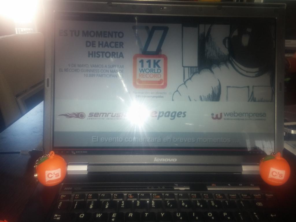 gigauz's tweet photo. Mientras mis compañeros en Mercadillo Teulada. Yo participando en #quondosrecord para ALICANTE http://t.co/6cyx2LzmbV