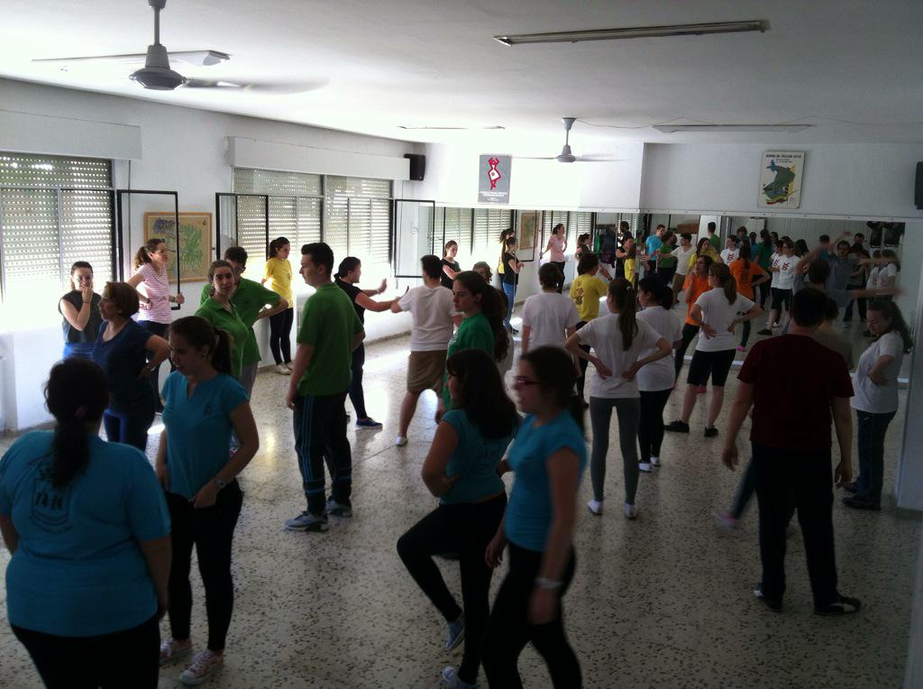 danzastudela's tweet photo. @danzastudela en las Jornadas Juveniles de Zamora organizadas por el Grupo Doña Urraca. http://t.co/9lo5C1C7uc