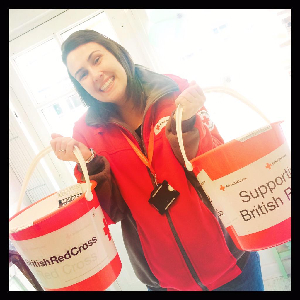 DappledInterior's tweet photo. My cousin Rach is in town today please give her a pound and a punch 😂 @britishredcross #redcrossweek #supershaker http://t.co/cmAVEj1fkW