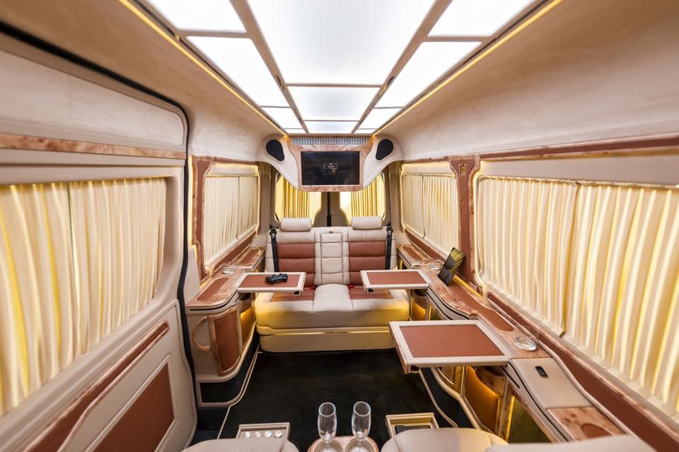 RovelverVip's tweet photo. #rovelver #vipdesign #vipautodesign #luxus #istanbul #turkey #germany #duisburg #business #apple http://t.co/ZGwrVnlD2Z