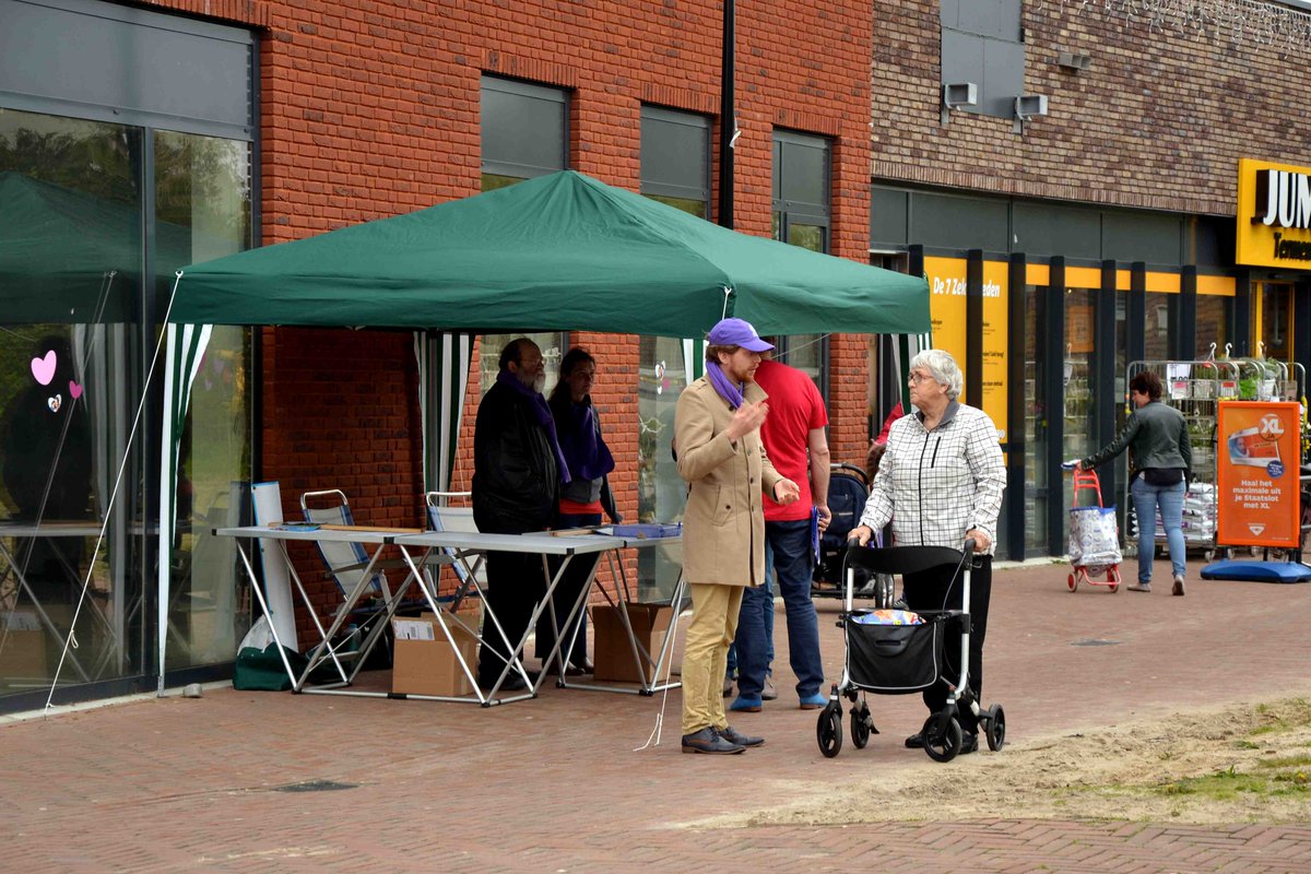 Er is dus veel animo voor glasvezel in De Wolden. We zijn dus goed bezig in Zuidwolde vandaag.