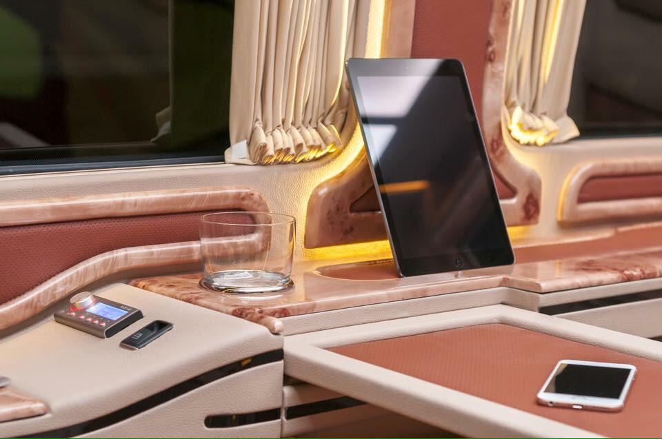 RovelverVip's tweet photo. #rovelver #vipdesign #vipautodesign #luxus #istanbul #turkey #germany #duisburg #business #apple http://t.co/DqaE9TlsRN