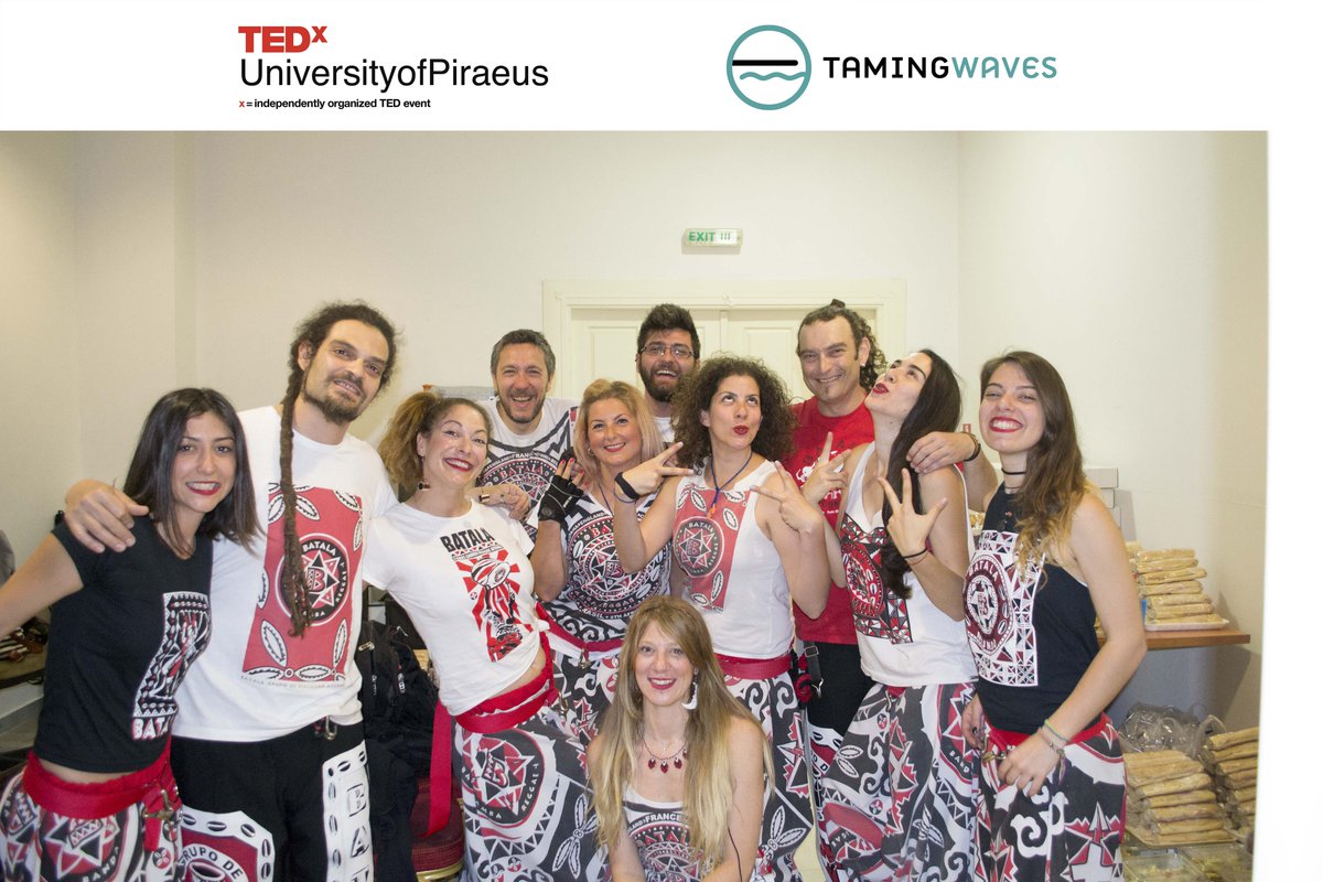 Ξεκινάμε σε λίγα λεπτά με τους #Batala! 

#TEDx #TEDxUniPi #TEDxUniPi2015

Live streaming: goo.gl/GzLzdD
