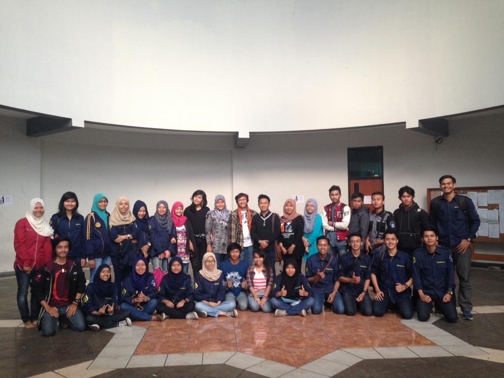 SWS_unitel's tweet photo. Hatur nuhun @LisendaITENAS tos nampi rengrengan SWS. Diantos ah di sekre SWS http://t.co/jlNOyrpZap