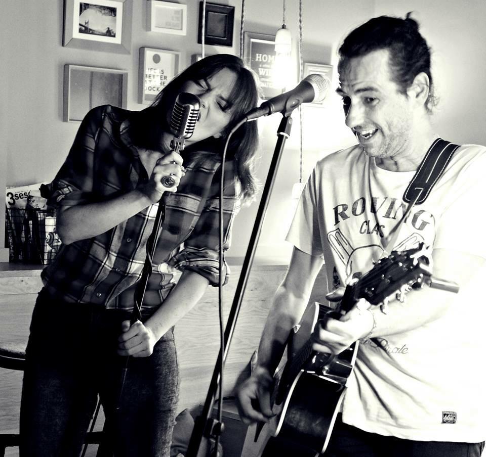 LosExpontaneos's tweet photo. Nos vamos al Volatín de #portugalete mañana #domimgo #música #vermouth #acústico, 13:30. @Ocio_Bilbao @gaztea http://t.co/kq9OyyOzcw