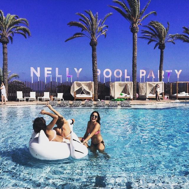 InstaIbiza's tweet image. Huomenta myös meiltä täältä 😍☀️🌴💦 #nellypoolparty #kädetilmaan Saanko esitellä vesipeto @a… ift.tt/1PwNjnc