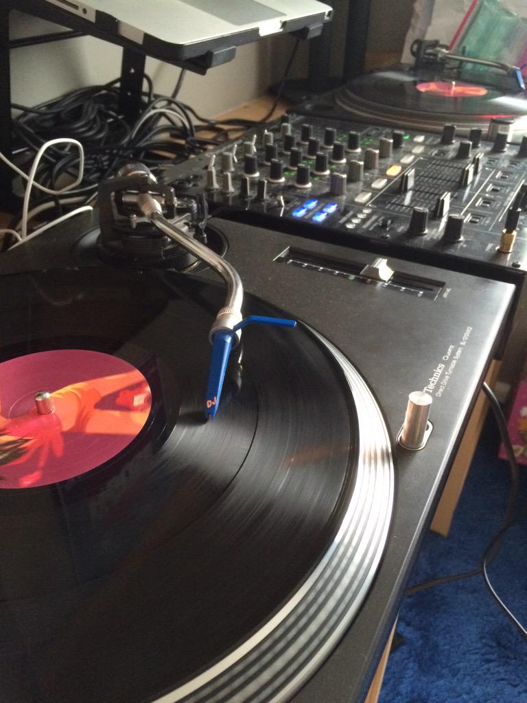 djjohnhays's tweet photo. Looking for some inspiration for tonight @tweeterheavens #forbiddenhouse session #HouseMusic #disco from 930pm http://t.co/GICxgnucIl