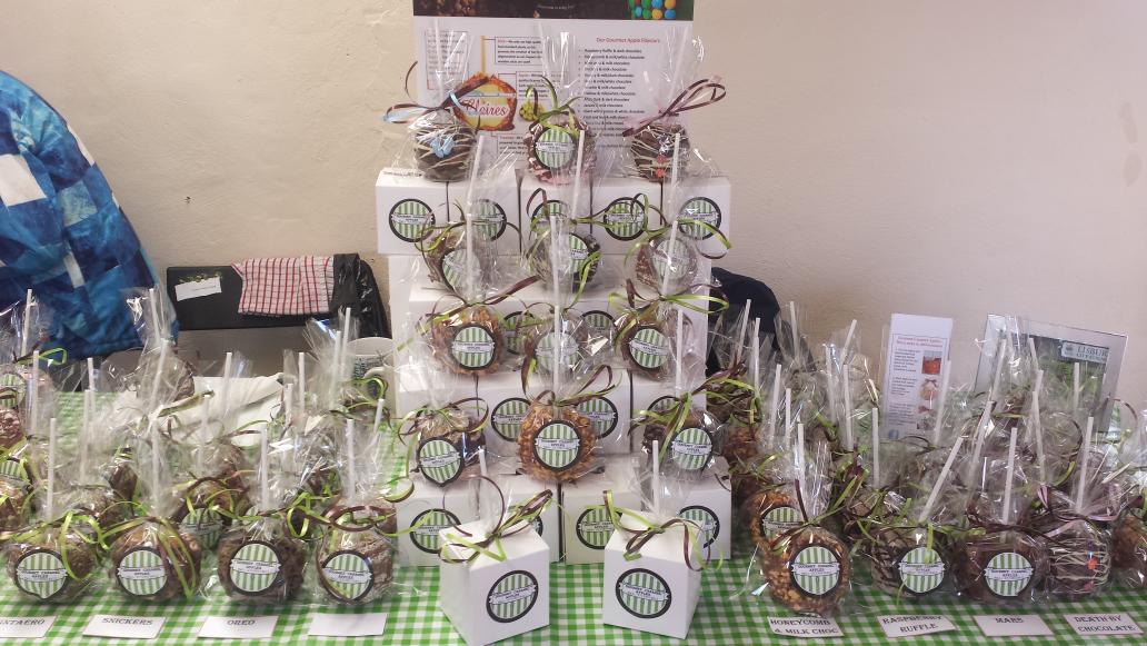 apples_gourmet's tweet photo. At the Little Craft and Food Market today until 3pm! On the Whitemountain Rd, off the Pond Pk Rd, Lisburn! 😀🍏 http://t.co/8bgMYzUYEt