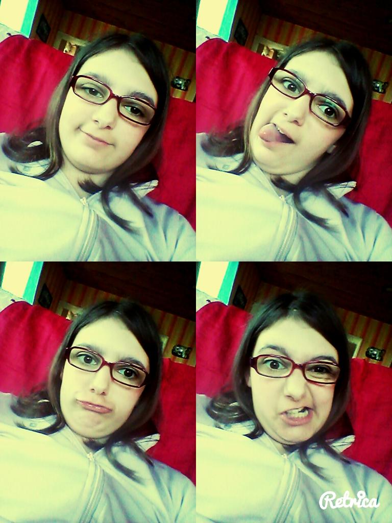 MathieuLeana's tweet photo. Dite en commentaire des questions pour ma chaîne YouTube http://t.co/NQz1cUNckp