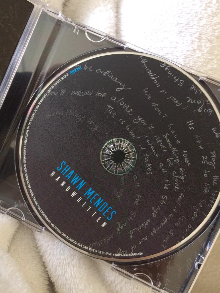 shawnsclouds's tweet photo. I GOT IT SHAWN #Handwitten @ShawnMendes http://t.co/2l4YQ7OJUt