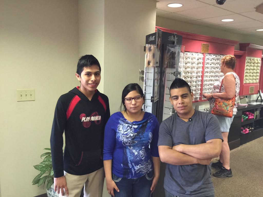 esl4me's tweet photo. Cat has her glasses!!! http://t.co/1JVzz5bEhA