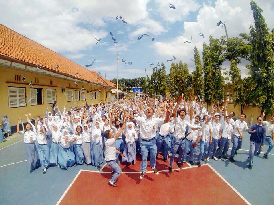 INILAH SMA FAVORIT DI SURABAYA  Pelajar Surabaya