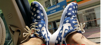Dreamsclothess's tweet photo. 50E Modelo nuevo de roshe run. el simbolo llega bien, en la imagen esta retocado por el tema de la marca. tallas36-40 http://t.co/E87RYnkglX