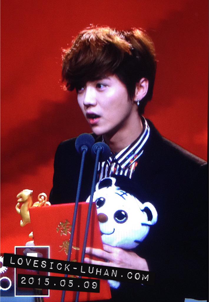 lovesick_luhan tweet picture