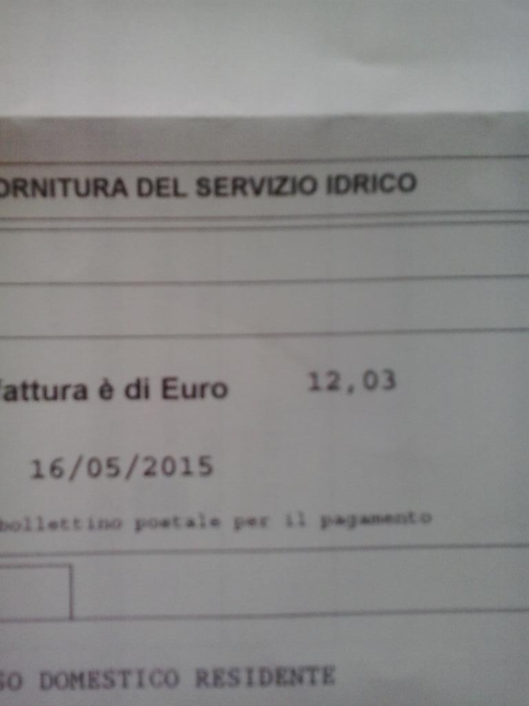 LdPippi7's tweet photo. Queste sono le bollette che godo pagare! ...spendo di più alle macchinette del lavoro!! http://t.co/3nvzEPZV6o