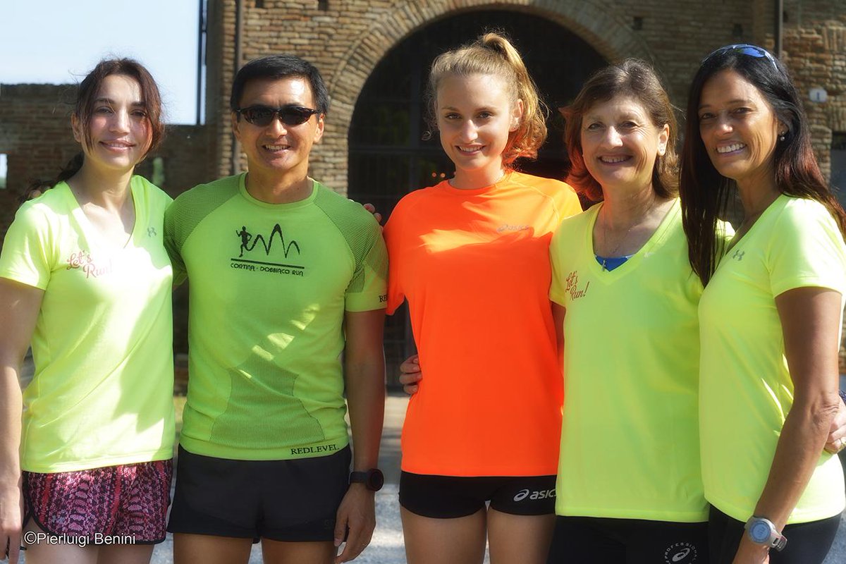 irene_righetti's tweet photo. Ore 8.30: stretching e poi Let's Run! Ferrara, Mura Estensi. Con #LauraFogli #LetsRunFe @runnersworldITA http://t.co/xvNWhN44Z7
