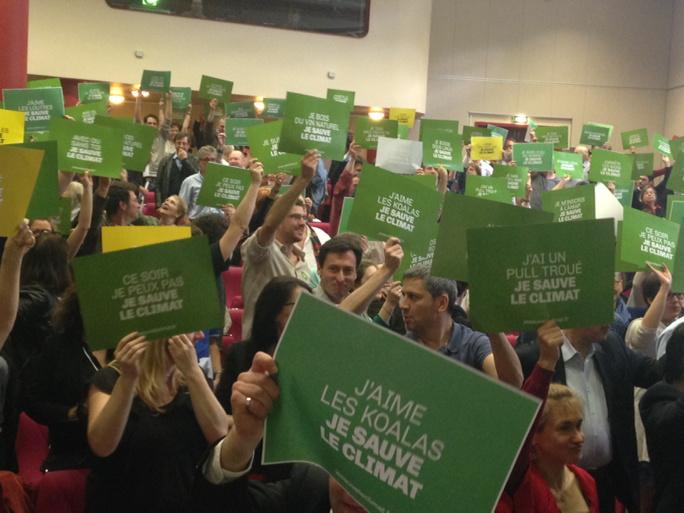 aurelherbemont's tweet photo. Bonne vanne d'un écolo : "je veux un secrétariat d'Etat je sauve le climat" #humourvert http://t.co/uEqjZVCFxk