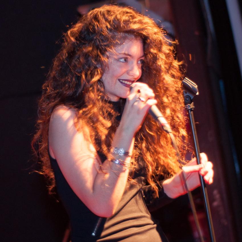 Lorde_fix's tweet photo. One more from @lordemusic's first public show. 
[Photo by A Rin] 
#2YearAnniversary #Galatos http://t.co/zQZDiANjxG