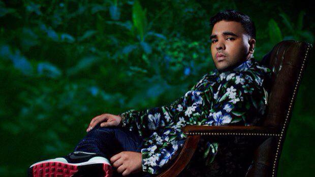 NelissaFact's tweet photo. Melissa modeling for Naughty Boy aww #nelissa #niallandmelissa http://t.co/VrvoOzFt7A