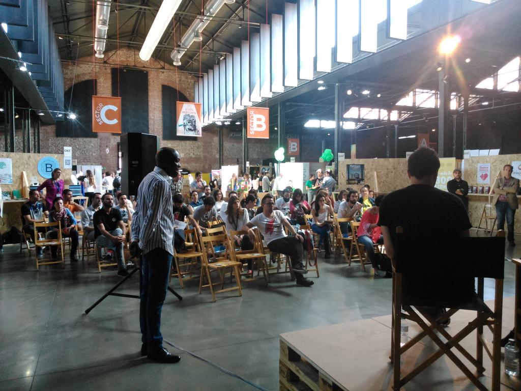 VamosScotland's tweet photo. Gracias por los útiles consejos! @utopic_us! #ZincNetwork #zincshower @EdiCreativeNest #coworking #EdiCreativeNest http://t.co/ImQYau4R4F