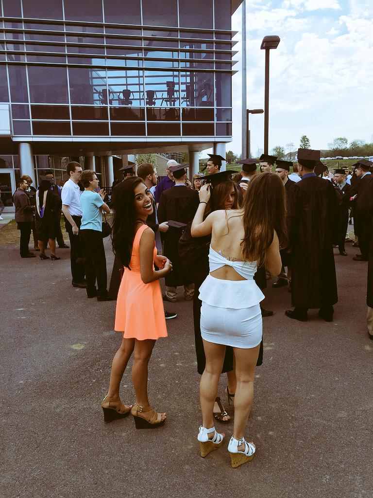 BiancaMascitell's tweet photo. Graduation day 🎓🎓🎓🎓🎓🎓🎓🎓 #SUNYPoly2015 http://t.co/VLCJBJWs0B