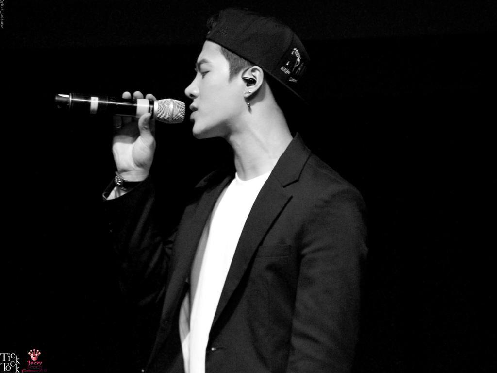 CEkW4u-XIAE4O-T.jpg:large